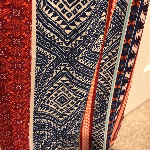 Patterned A-line dress - Picture 3 of 3